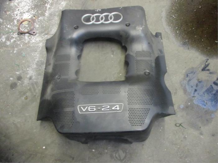 Used Engine cover Audi A4 Price on request offered by Autobedrijf Brooks