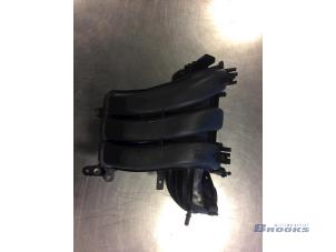 New Intake manifold Volkswagen Up! (121) Price € 320,65 Inclusive VAT offered by Autobedrijf Brooks