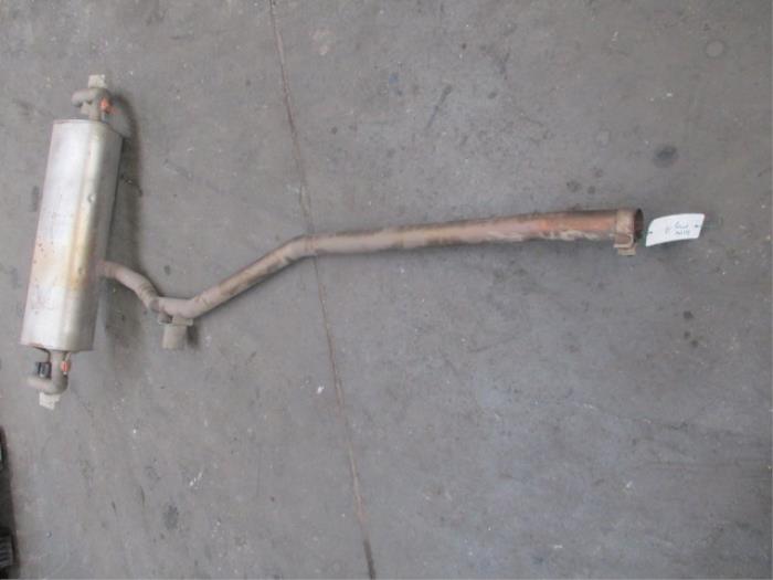 Exhaust rear silencer from a Land Rover Range Rover Evoque (LVJ/LVS) 2.2 TD4 16V 5-drs. 2014