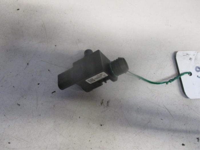 Begagnade Sensor (övriga) Opel Karl 1.0 12V Pris på förfrågan erbjuds av Autobedrijf Brooks