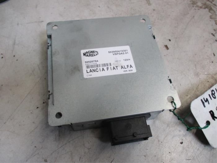 Usagé Module navigation Alfa Romeo MiTo (955) 1.3 JTDm 16V Eco Prix € 20,00 Règlement à la marge proposé par Autobedrijf Brooks