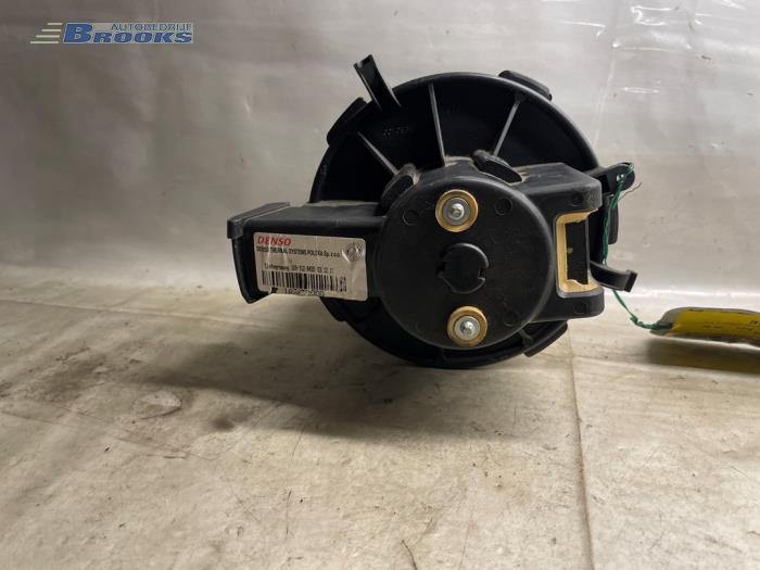 Heating and ventilation fan motor from a Fiat Panda (169) 1.2, Classic 2012