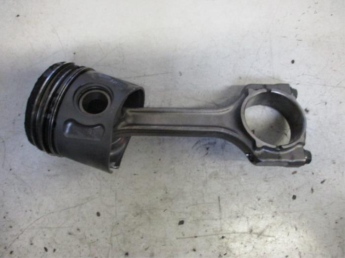 Used Piston Peugeot Bipper (AA) 1.3 HDI Price on request offered by Autobedrijf Brooks