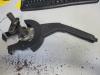 Parking brake lever from a Ssang Yong Rexton, 2002 2.7 Xdi RX270 XVT 16V, SUV, Diesel, 2.696cc, 137kW (186pk), 4x4, OM665935, 2006-06 2011