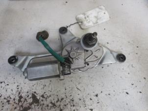 Used Rear wiper motor Ssang Yong Rexton 2.7 Xdi RX270 XVT 16V Price on request offered by Autobedrijf Brooks