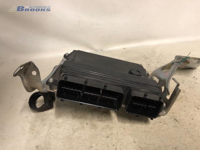 Used Engine management computer Toyota Auris (E15) 1.6 Dual VVT-i 16V Price € 75,00 Margin scheme offered by Autobedrijf Brooks