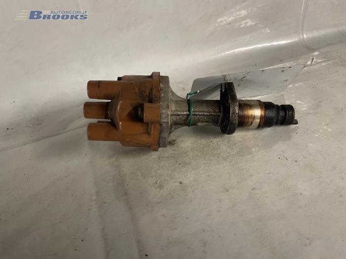 Used Ignition system (complete) Renault Twingo (C06) 1.2 SPi Phase I Price € 20,00 Margin scheme offered by Autobedrijf Brooks