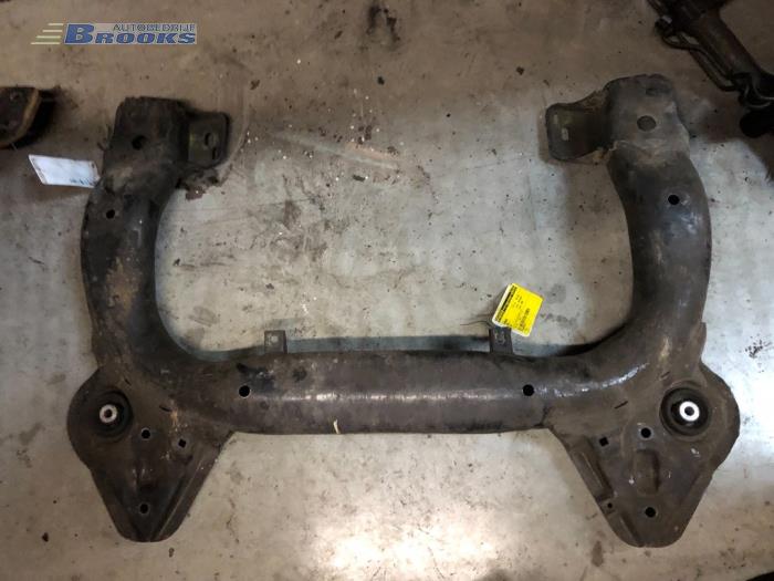 Begagnade Underram Audi 100 (C4) 2.6 E Pris € 50,00 Marginaltabell erbjuds av Autobedrijf Brooks