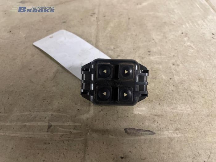 Usados Interruptor de ventanilla eléctrica Fiat Tempra Precio € 5,00 Norma de margen ofrecido por Autobedrijf Brooks