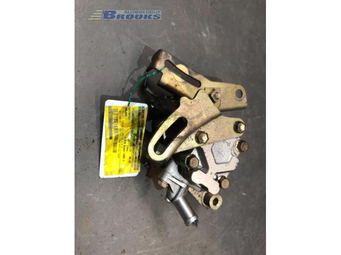 Usagé Pompe de direction Daihatsu Charade (G200/203) 1.5 SG,SR 16V MPI Valera Prix € 15,00 Règlement à la marge proposé par Autobedrijf Brooks