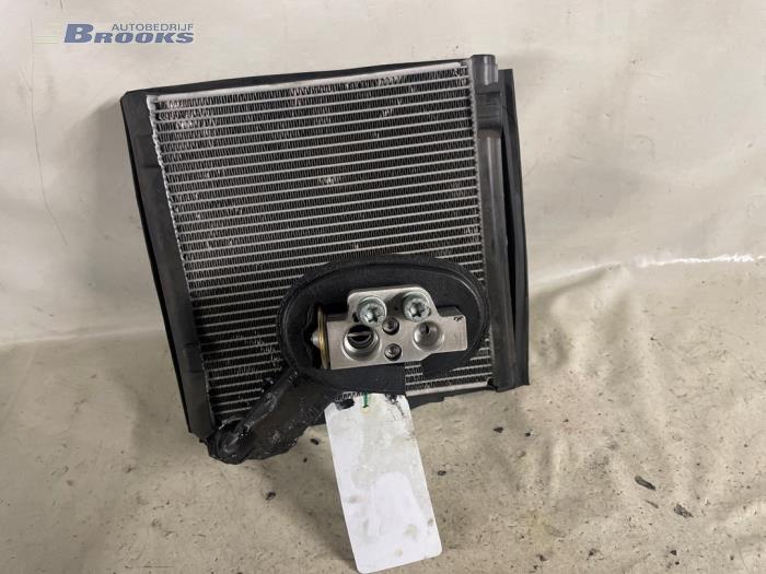 Begagnade AC-radiator Volkswagen Golf Pris € 50,00 Marginaltabell erbjuds av Autobedrijf Brooks