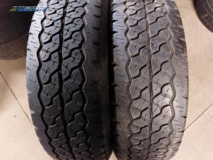 Usados Neumático de invierno Precio de solicitud ofrecido por Autobedrijf Brooks