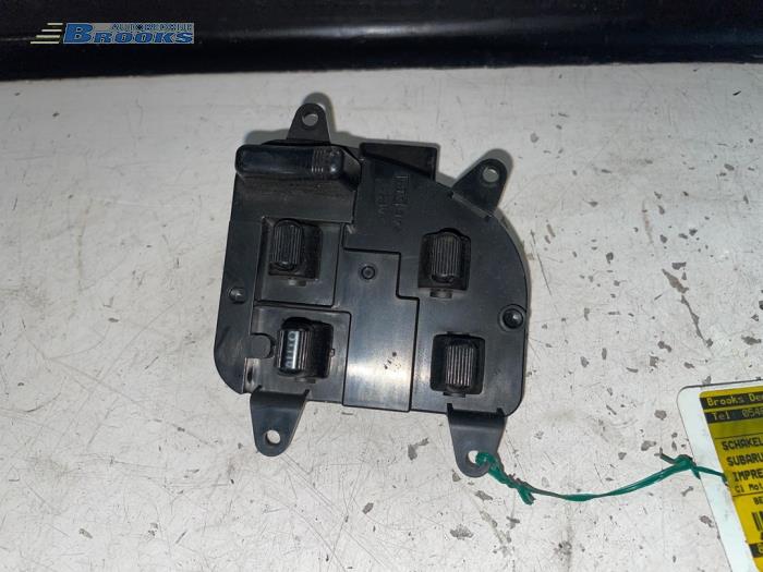 Usados Interruptor combinado de ventanillas Subaru Impreza Precio € 15,00 Norma de margen ofrecido por Autobedrijf Brooks
