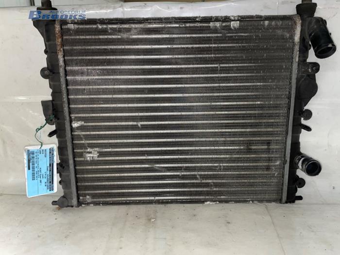 Used Radiator Dacia Logan (LS) 1.4 Price € 15,00 Margin scheme offered by Autobedrijf Brooks