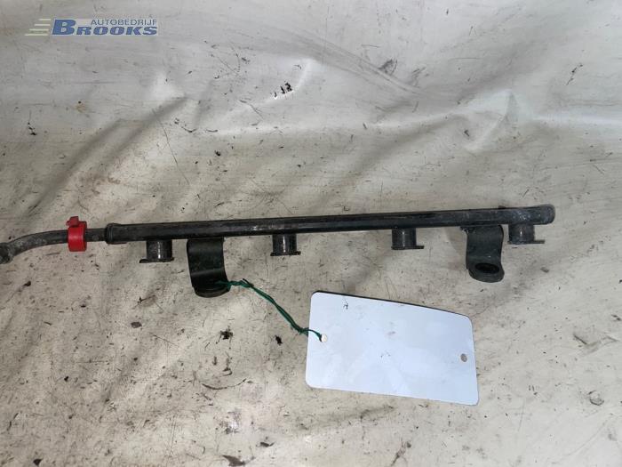 Usagé Système d'injection Mitsubishi Colt (Z2/Z3) 1.3 16V Prix € 10,00 Règlement à la marge proposé par Autobedrijf Brooks