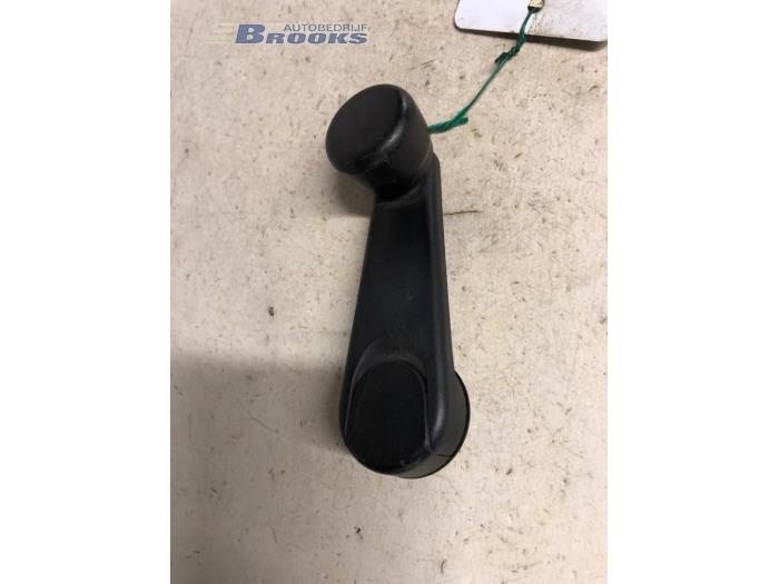 Window winder from a BMW 3 serie (E36/4) 318i 1992