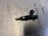 Injector (petrol injection) from a Renault Clio IV Estate/Grandtour (7R), 2012 / 2021 0.9 Energy TCE 12V, Combi/o, 4-dr, Petrol, 898cc, 66kW (90pk), FWD, H4B400; H4BA4, 2013-01 / 2021-08, 7R5A; 7RAA; 7RKA; 7RLA 2014