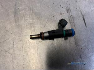 Used Injector (petrol injection) Renault Clio IV Estate/Grandtour (7R) 0.9 Energy TCE 12V Price € 25,00 Margin scheme offered by Autobedrijf Brooks
