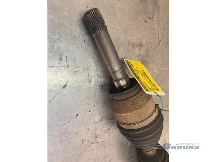 Antriebswelle links vorne Tata Telco 1.9 TDiC Crew Cab 4x2 - TURBO