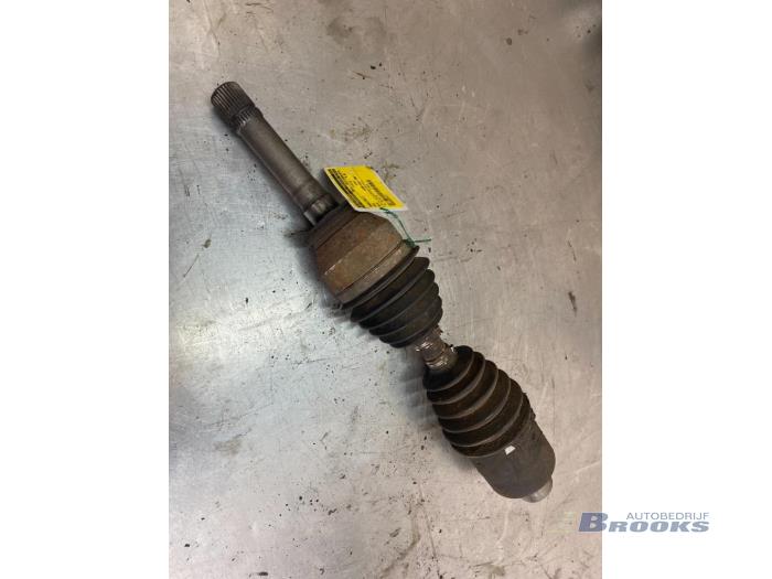Antriebswelle links vorne Tata Telco 1.9 TDiC Crew Cab 4x2 - TURBO