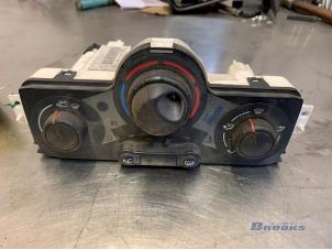 Usados Panel de control de calefacción Renault Scénic II (JM) 1.6 16V Precio € 25,00 Norma de margen ofrecido por Autobedrijf Brooks