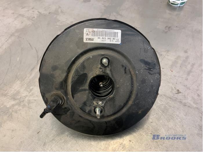 Begagnade Bromsservo Citroen C2 (JM) Pris € 40,00 Marginaltabell erbjuds av Autobedrijf Brooks