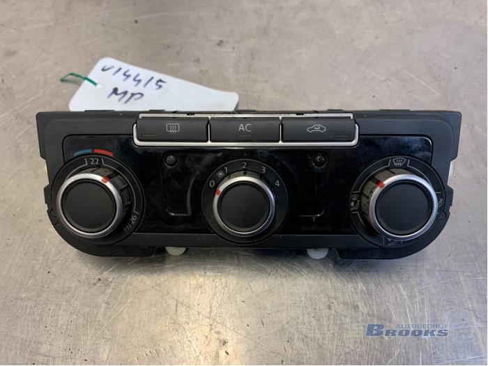 Begagnade Värmekontrollpanel Volkswagen Golf VI (5K1) 1.2 TSI BlueMotion Pris € 60,00 Marginaltabell erbjuds av Autobedrijf Brooks