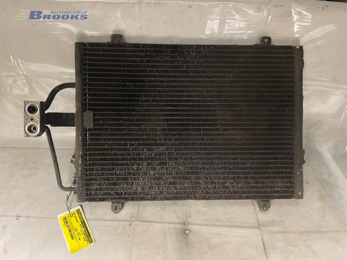 Begagnade AC-radiator Renault Megane (BA) 1.6i Pris € 30,00 Marginaltabell erbjuds av Autobedrijf Brooks