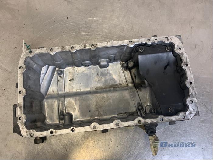 Gebrauchte Ölwanne Volvo V70 (BW) 2.0 D 16V Preis € 50,00 Margenregelung angeboten von Autobedrijf Brooks