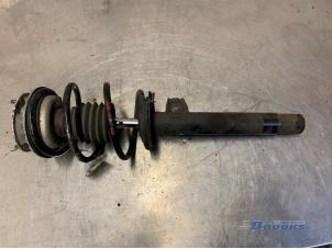 Used Front shock absorber rod, left BMW 3 serie Touring (E46/3) 320i 24V Price € 50,00 Margin scheme offered by Autobedrijf Brooks