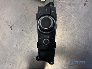 Used Navigation control panel Mazda CX-3 2.0 SkyActiv-G 120 Price € 100,00 Margin scheme offered by Autobedrijf Brooks