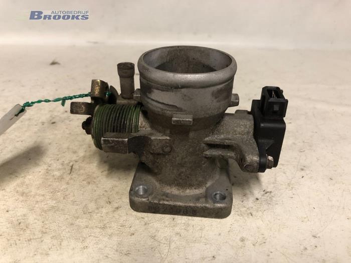 Gebrauchte Drosselklappengehäuse Hyundai Lantra/Elantra II Wagon 1.5 GL,GLS 12V Preis € 20,00 Margenregelung angeboten von Autobedrijf Brooks