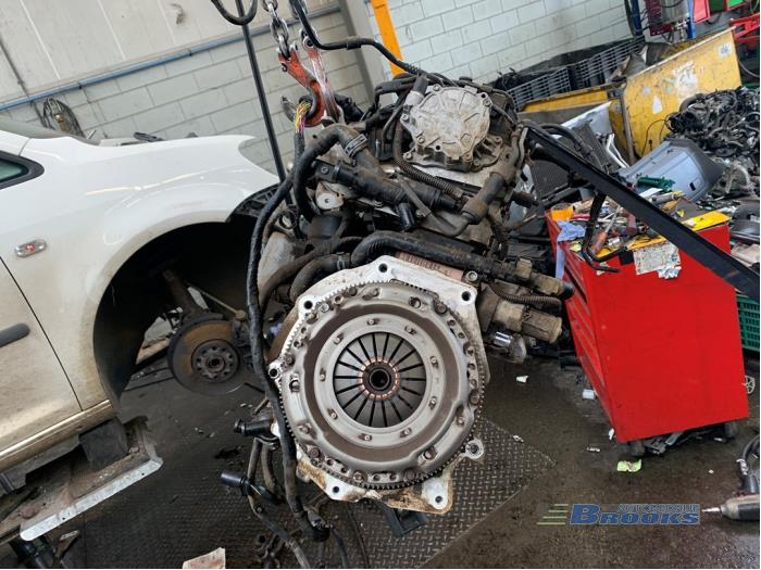 Engine Volkswagen Caddy Iii 1 6 Tdi 16v 03lm Cayd