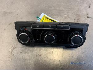 Used Heater control panel Volkswagen Caddy III (2KA,2KH,2CA,2CH) 1.6 TDI 16V Price € 50,00 Margin scheme offered by Autobedrijf Brooks