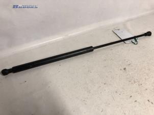 Gebrauchte Gasdämpfer links hinten Citroen C5 I Berline (DC) 2.0 HDi 110 Preis € 5,00 Margenregelung angeboten von Autobedrijf Brooks