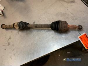 Used Front drive shaft, right Renault Scénic II (JM) 2.0 16V Price € 40,00 Margin scheme offered by Autobedrijf Brooks