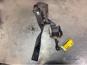 Used Front seatbelt, right Renault Clio II (BB/CB) 1.4 16V Si Price € 20,00 Margin scheme offered by Autobedrijf Brooks