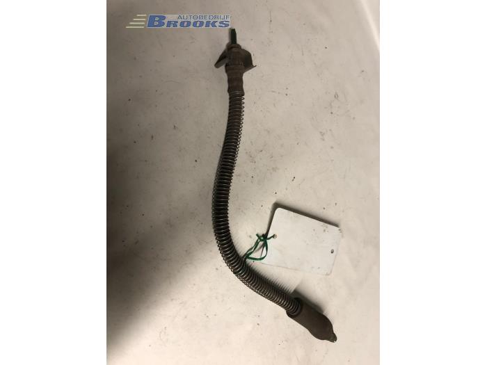 Front brake hose from a Renault Clio 2000