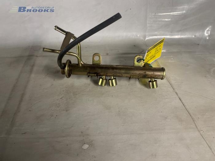Usagé Système d'injection Daihatsu Cuore Prix € 10,00 Règlement à la marge proposé par Autobedrijf Brooks