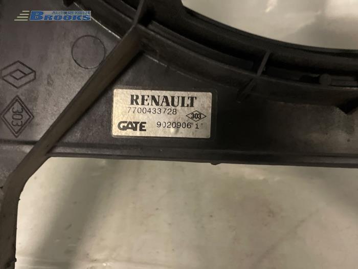 Fan motor from a Renault Megane (BA/SA) 1.9D RN,RT 1999