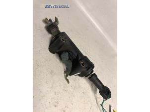 Used Clutch slave cylinder Peugeot 807 2.2 HDiF 16V Price € 15,00 Margin scheme offered by Autobedrijf Brooks