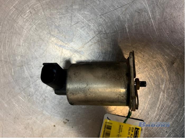 Gebrauchte AGR Ventil Volvo S60 I (RS/HV) 2.4 D 20V Preis € 40,00 Margenregelung angeboten von Autobedrijf Brooks