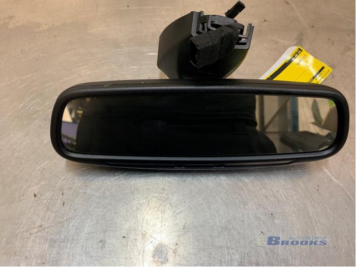 Używane Lusterko wewnetrzne Lancia Delta (844) 1.6 D Multijet 16V 120 Cena € 100,00 Procedura marży oferowane przez Autobedrijf Brooks