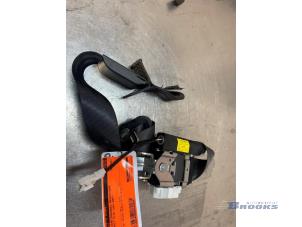 Used Front seatbelt, right Renault Clio III (BR/CR) 1.5 dCi 85 Price € 30,00 Margin scheme offered by Autobedrijf Brooks