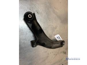 Used Front wishbone, right Renault Clio III (BR/CR) 1.5 dCi 85 Price € 25,00 Margin scheme offered by Autobedrijf Brooks