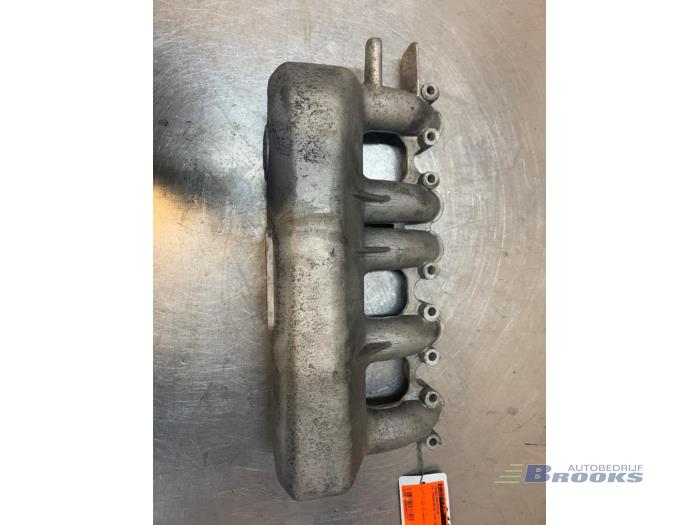 Intake manifold Volkswagen Transporter T4 2.5 TDI 074129713T AJT