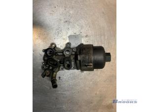 Used Oil filter housing Peugeot 407 SW (6E) 2.0 HDiF 16V Price € 25,00 Margin scheme offered by Autobedrijf Brooks