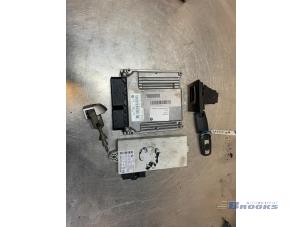 Used Ignition lock + computer BMW 3 serie Touring (E91) 318d 16V Price € 250,00 Margin scheme offered by Autobedrijf Brooks