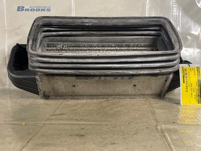 Intercooler from a Ford Mondeo I Wagon 1.8 TD 1994