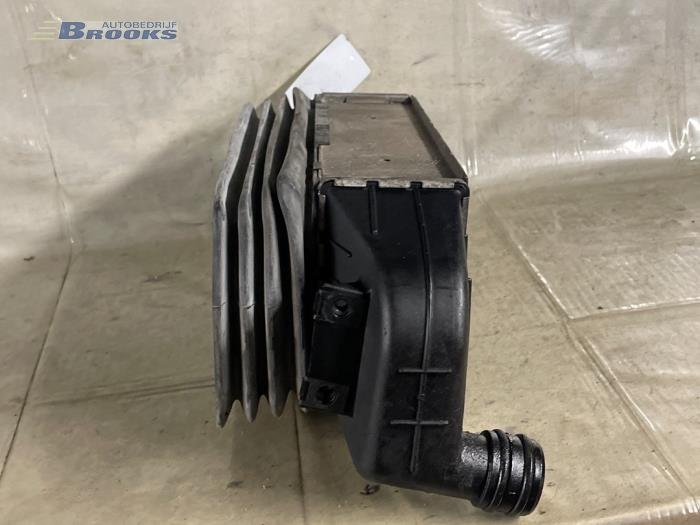 Intercooler from a Ford Mondeo I Wagon 1.8 TD 1994